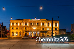 Chemnitzer Hauptbahnhof in der blauen Stunde