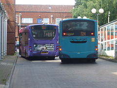 DSCF4499 Unō T21 UNO (J 28941) and Arriva the Shires KE55 KPJ in Welwyn Garden City - 18 Jul 2016