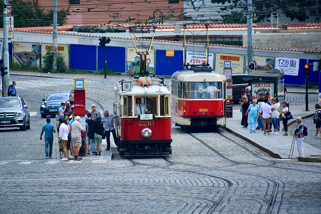 Prague 2019 – DPP 2210+1201 at Malostranská