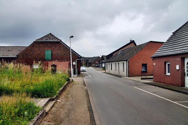 Fackelstraße (Kamp-Lintfort-Hoerstgen) / 1.06.2024