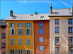 Briançon: i colori delle case nella cittadella