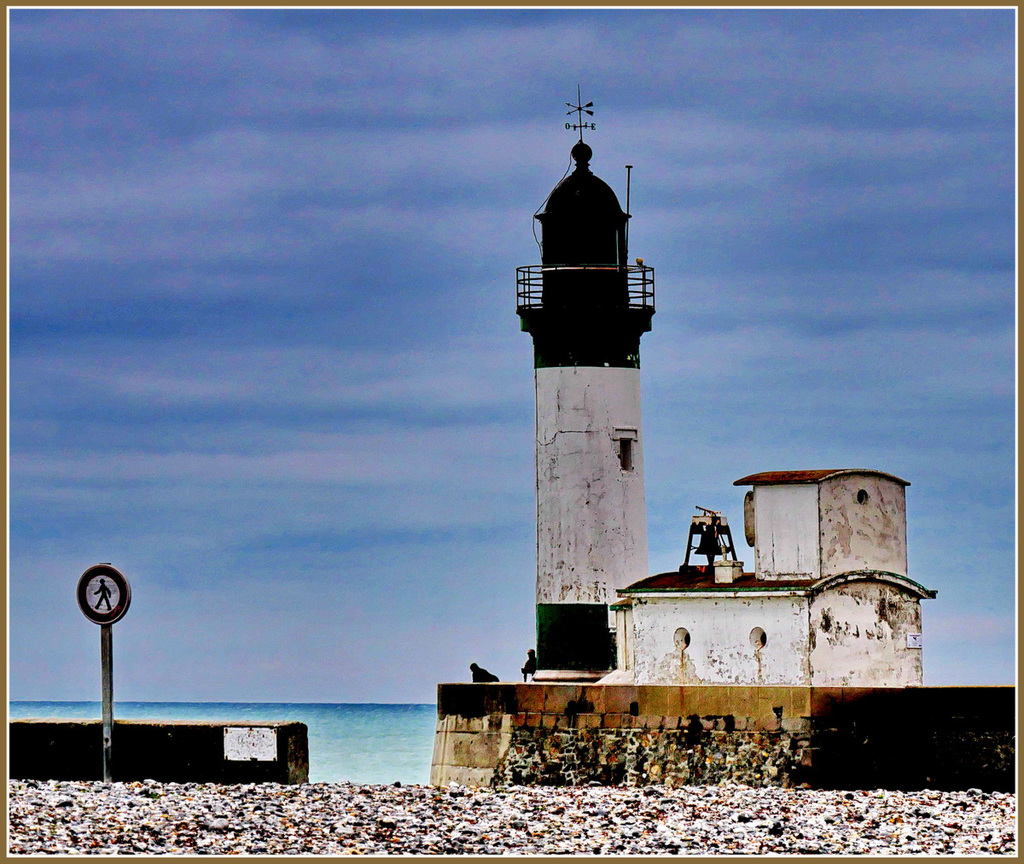 ... passage étroit vers l'immensité ...! ( Dieppe )