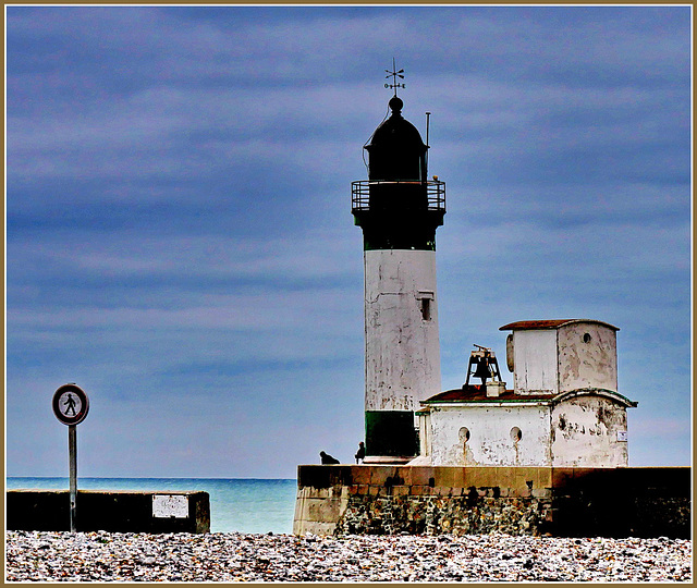 ... passage étroit vers l'immensité ...! ( Dieppe )