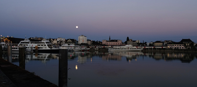 Romanshorn - full moon