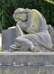 st marylebone / east finchley cemetery, london