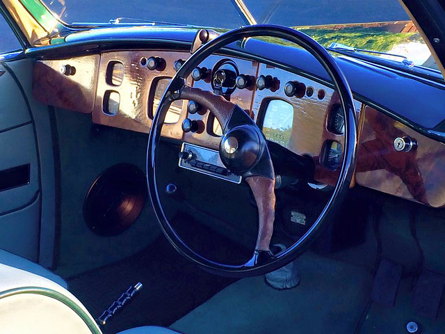 Bristol 403 Interior Bristol 403 Interior