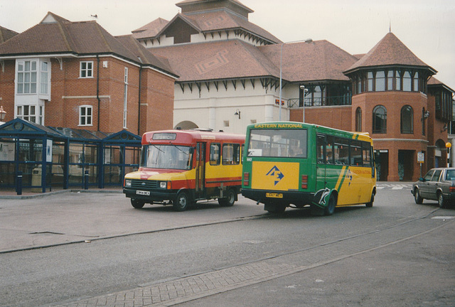 Eastern Counties TH894 (C894 BEX) and Eastern National ENOC 647 (L647 MEV) in Ipswich – 25 Apr 1994 (220-29)