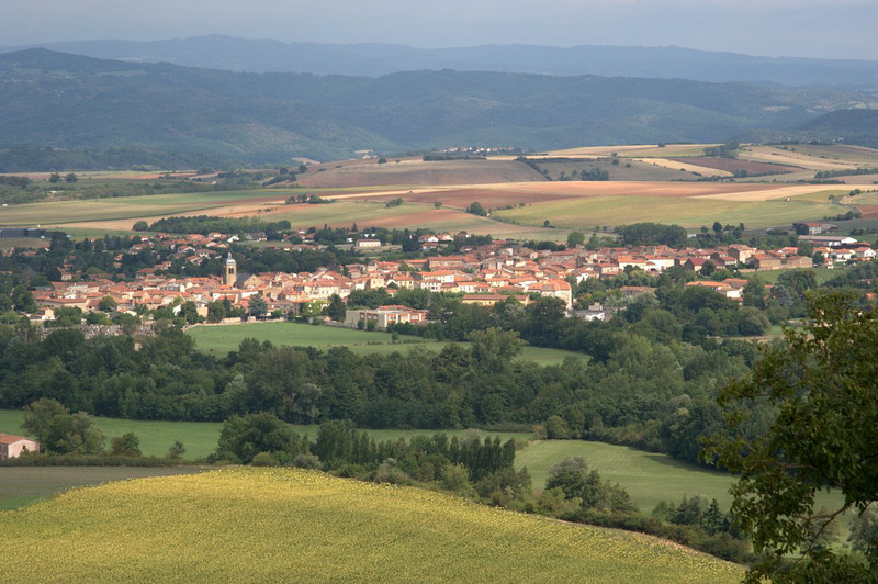 St-Germain-Lembron vu depuis Chalus