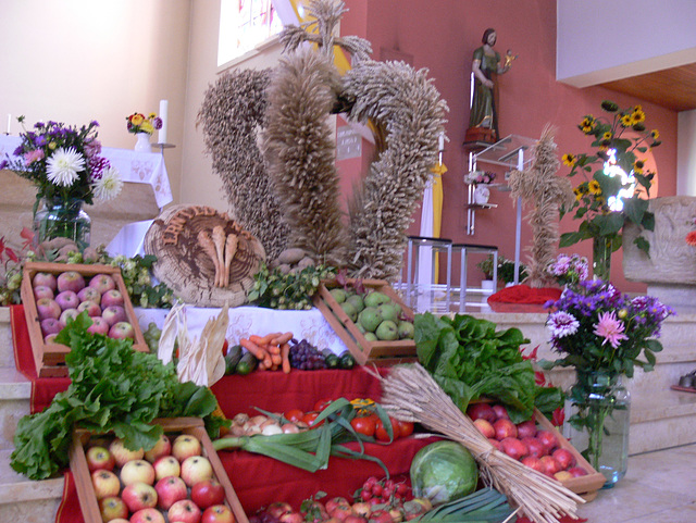 Erntedank-Altar