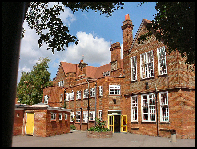 East Oxford Primary School