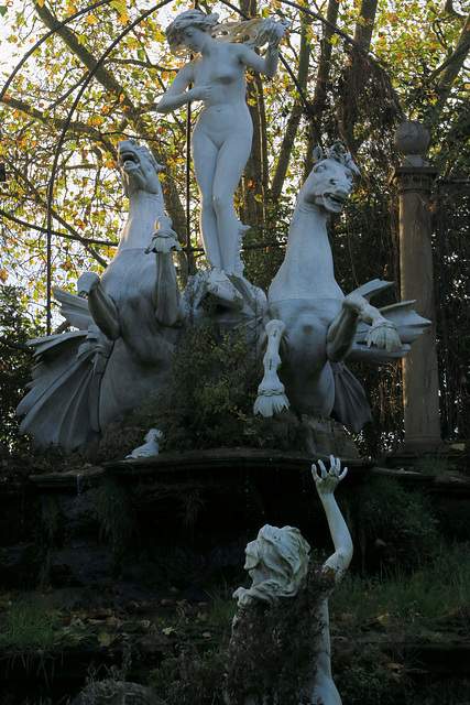 IMG 0497-001-York House Gardens Statue 4