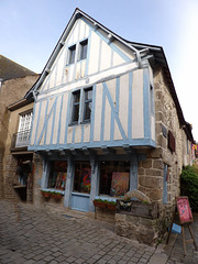 Maison à pans de bois , du moyen-âge à Guérande (44)