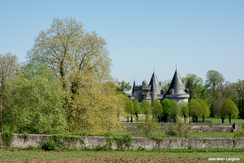 Montagne - Chateau des Tours