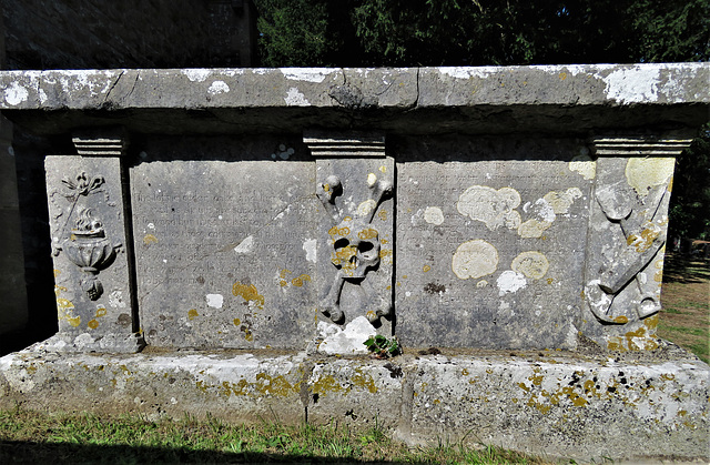 wateringbury church, kent  c18 tomb of henry wood, haberdasher +1630 (1)