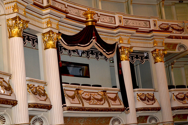 Dresden, Saxon State Opera, Balconies for Spectators