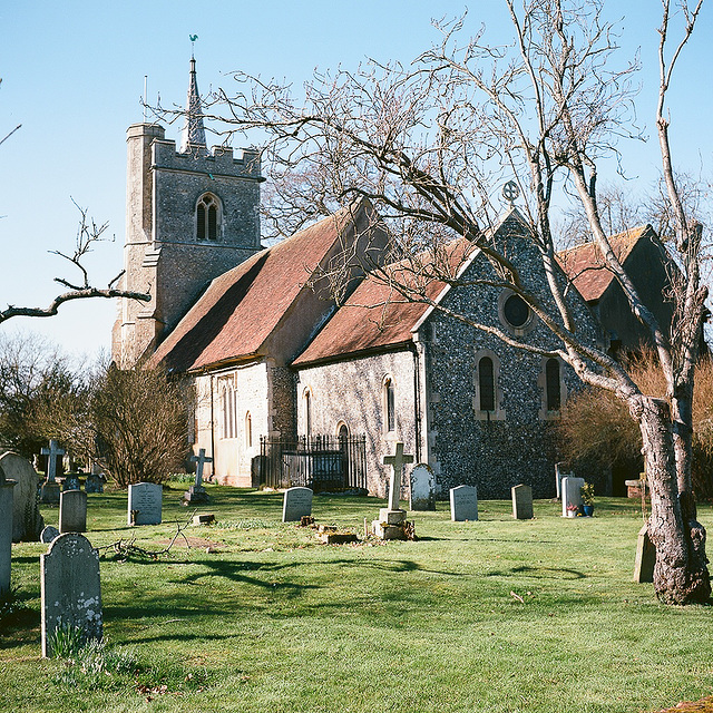 St Mary and St Thomas, Knebworth