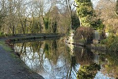 HWW ~ The Huddersfield Narrow Canal at Greenfield.