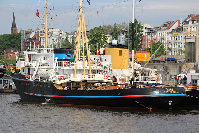 Schlepper Elbe