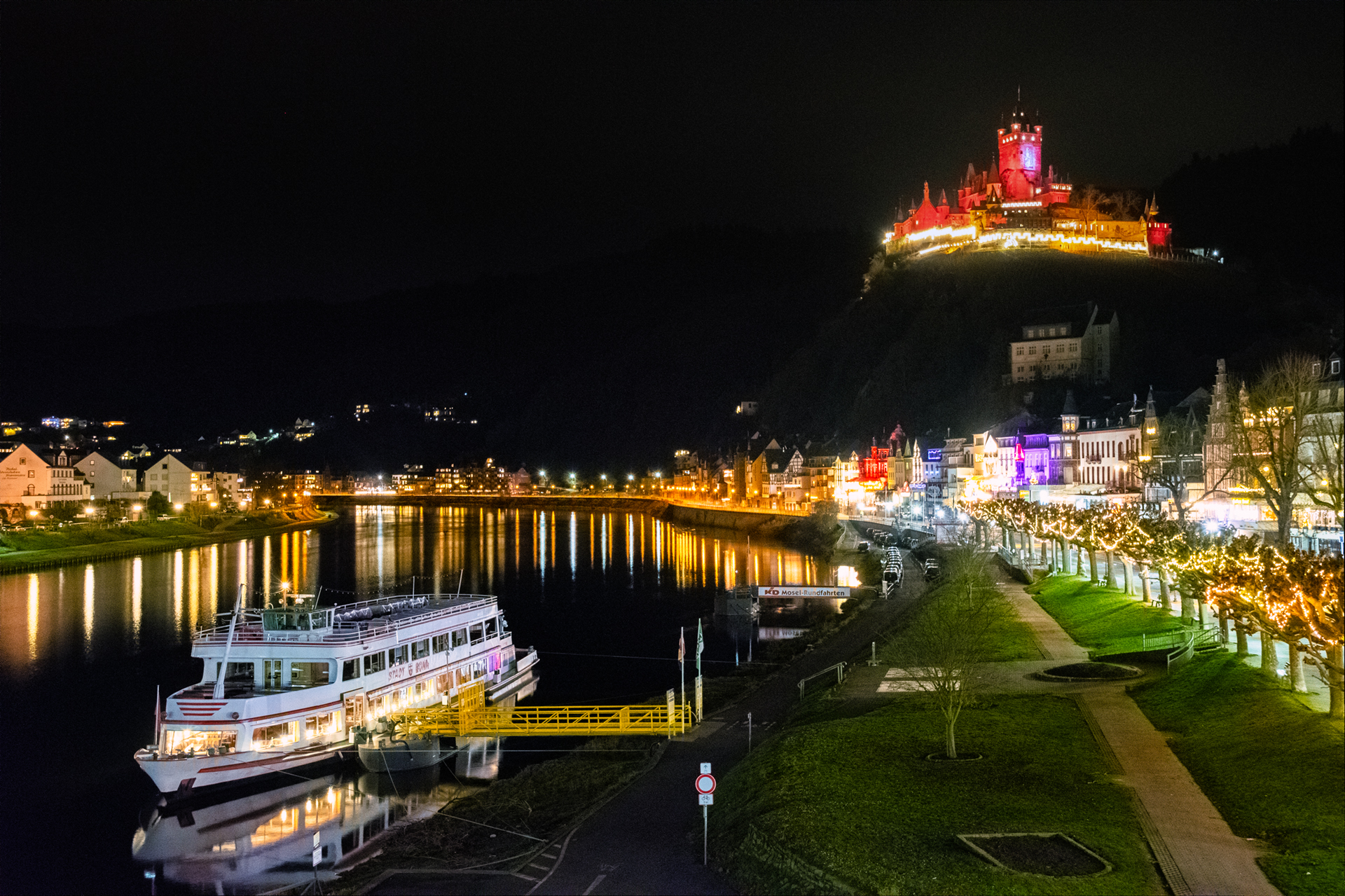 Cochem / Mosel (Germany) - Castle see PiP