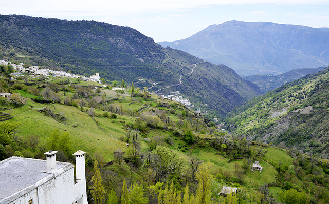 Vista desde el pueblo más alto de la península Ibérica (1476 m)