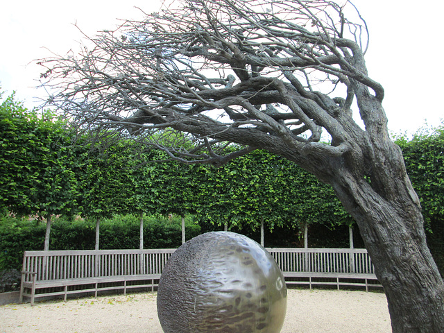 Shakespeare's garden at New Place - Bronze sculptures surrounded by a Hornbeam screen.