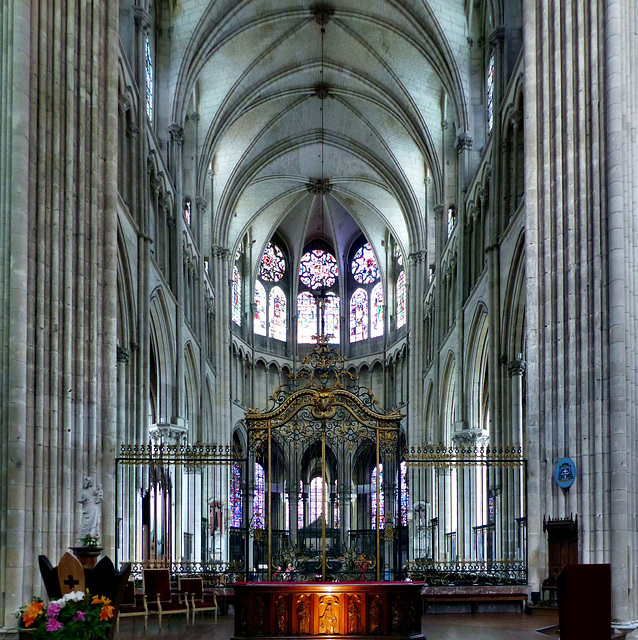 Auxerre - Cathédrale Saint-Étienne