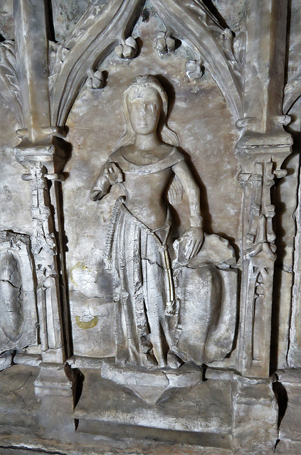 norbury church, derbs (67)weeper on tomb of sir ralph fitzherbert +1483