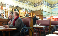 le café de la Cloche - Lyon - café philo, café débat