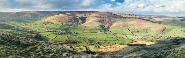 'Edale'.. and 'Kinder scout'..from Lose hill... at 1563 ft.