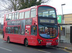 Metroline VW1066 in Brentford - 31 December 2014