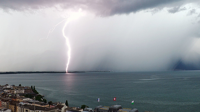 220624 Montreux orage2