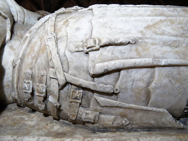 norbury church, derbs (63)effigy on tomb of sir ralph fitzherbert +1483