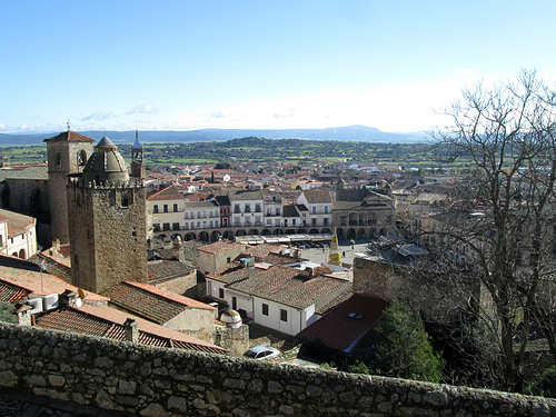 Overview to Praza Mayor.