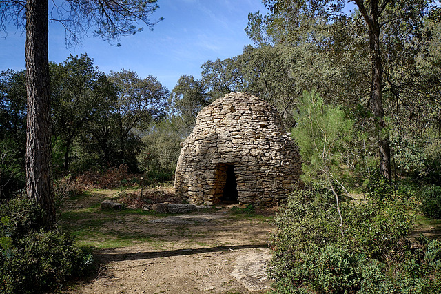 Borie entre Grans et Cornillon