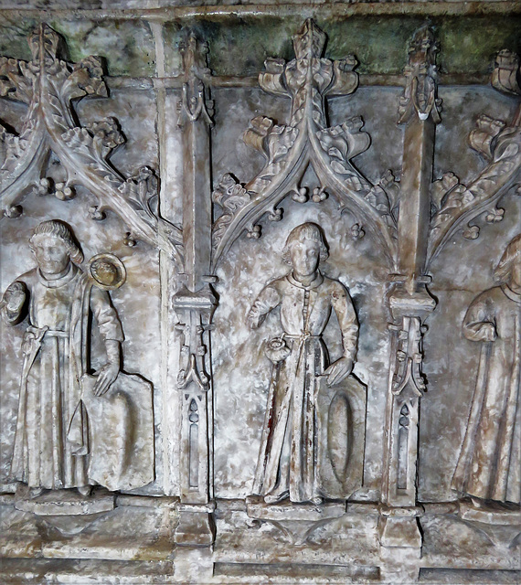 norbury church, derbs (60)weeper on tomb of sir ralph fitzherbert +1483