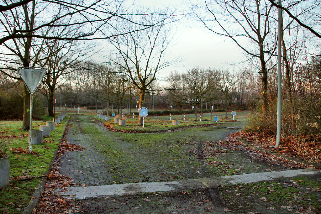 Zeche Auguste Victoria 8, Parkplatz (Marl) / 12.12.2018
