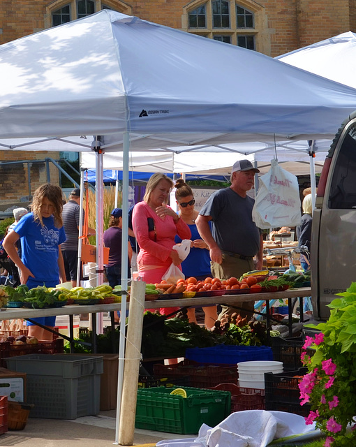 farmers' market