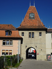 Stadttor neben dem Gericht, Tribunal d'Arrondissement de La Broye et du Nord vaudois
