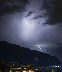 2240807 Montreux orage 1