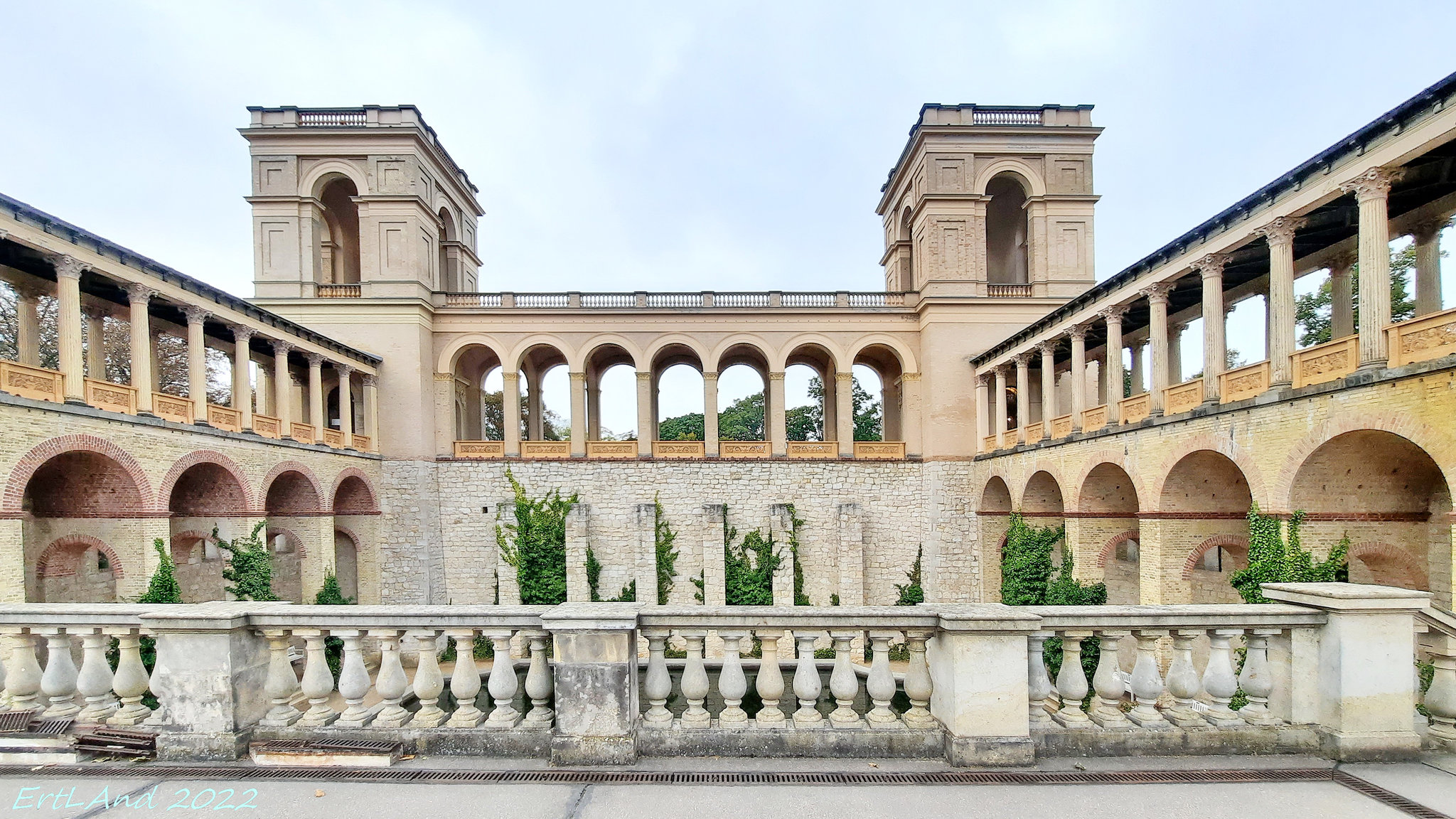 HFF- Belvedere auf dem Pfingstberg