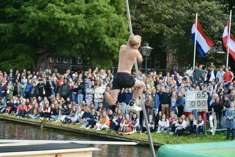 Leidens Ontzet 2023 – Fierljeppen