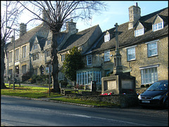 war memorial bus stop