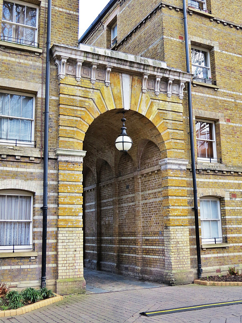 peabody square, blackfriars bridge rd,southwark, london