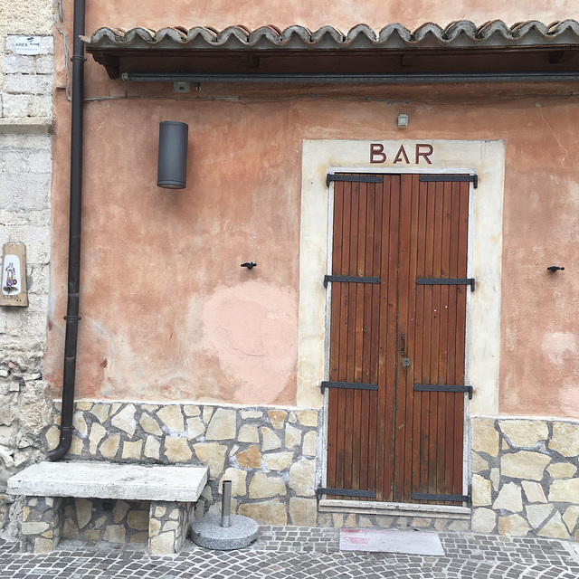 Il bar è chiuso.