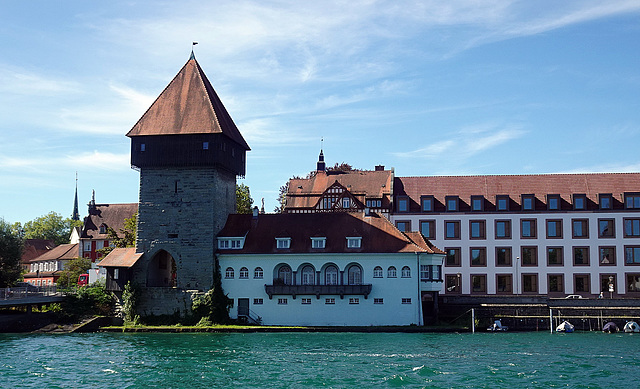 Blick zu Rheintorturm von Konstanz