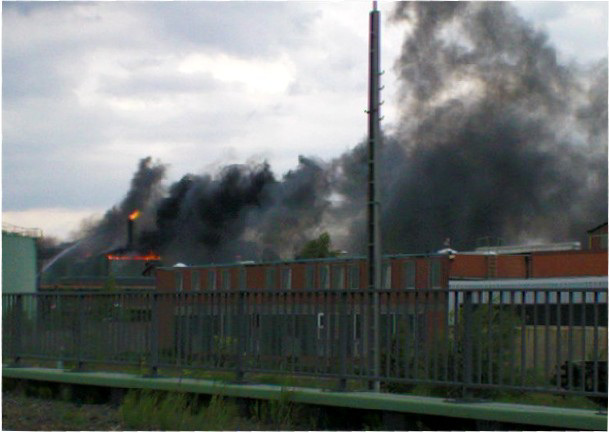 Feuer bei der Norddeutschen Affinerie (jetzt Aurubis)