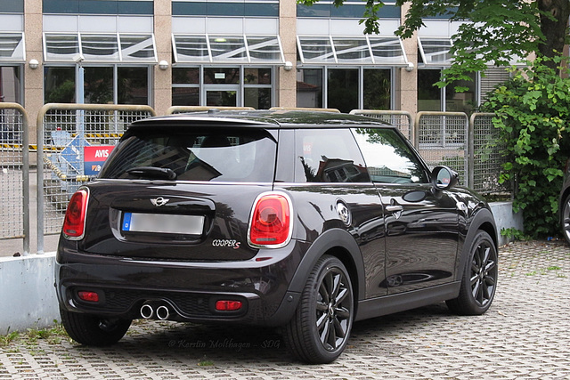 Mini beim Autoverleih VII