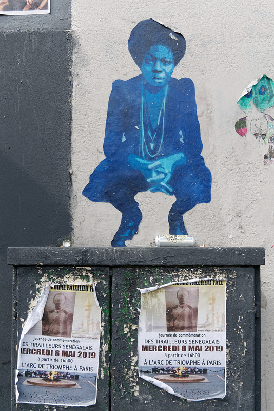 Femme bleue