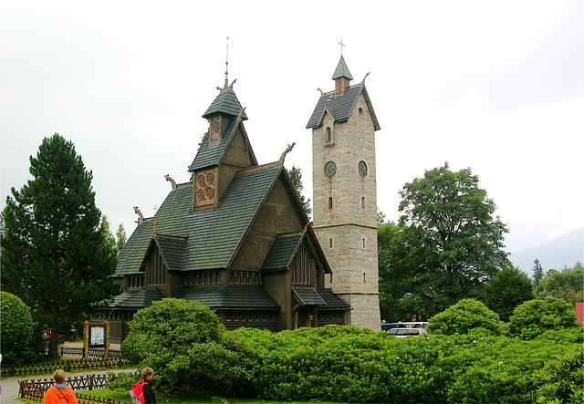 Norwegische Holzkirche Wang mit Glockenturm