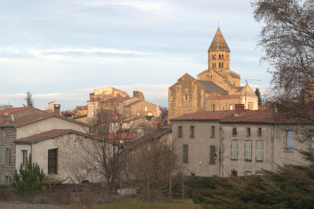 Eglise N.D. de St-Saturnin